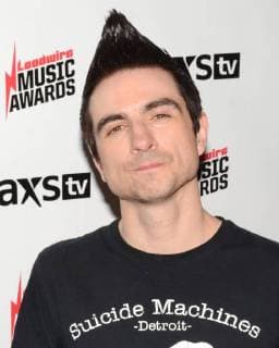 October 24, 2017 - Los Angeles, California, USA - JUSTIN SANE of ANTI-FLAGattends the Loudwire Music Awards at The Novo by Microsoft. Los Angeles USA - ZUMAb173 20171024_zap_b173_099 Copyright: xBillyxBennightx