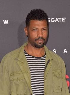 HOLLYWOOD CA OCTOBER 25 Deon Cole at Premiere Of Lionsgate s Jigsaw At ArcLight Hollywood in Hollywood California on October 25 2017 Copyright: xFayexSadoux