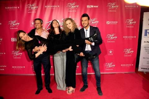 the Actor the RTL Series under us Jens Hajek Antonia Michalsky Pauline Angert hold Astrid , at 26 10 2017 in Cologne to German premiere the Musical Dirty Dancing