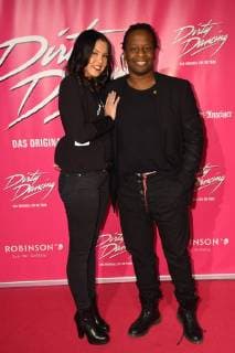 Mola Adebisi , with Girlfriend Jo Anne , at 26 10 2017 in Cologne to German premiere the Musical Dirty Dancing