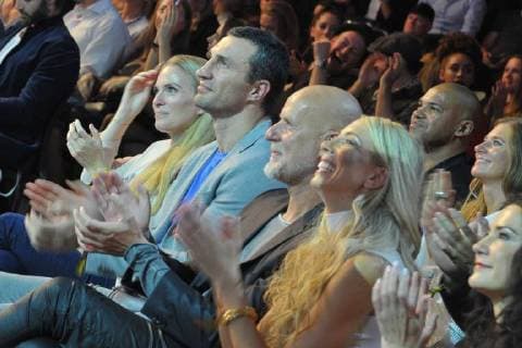 Wladimir Klitschko l Christiane CEO of McFit Rainer Schaller McFit Models Europe largest Award the sporty People with the New Body Award in Tempodrom in Berlin at 26 10 2017