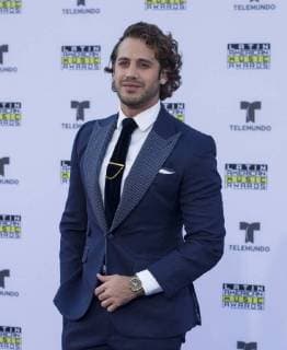 The mexican actor Lambda García pose while arrives at the 2017 Latin American Music Awards in Hollywood, California, USA, 26 October 2017. Latin American Awards 2017 !ACHTUNG: NUR REDAKTIONELLE NUTZUNG!  Copyright: xSaalikxKhanx YCP01 20171027-636446802848257502