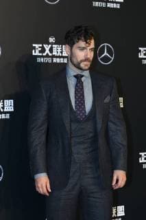 British actor Henry Cavill poses as he arrives on the red carpet for the movie Justice League in Beijing, China, 26 October 2017. Gal Gadot, Ben Affleck, and Henry Cavill team up to endorse film Justice League in Beijing  pbu701196_07