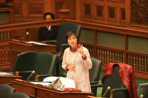 (171026) -- TORONTO, Oct.26, 2017 -- Soo Wong (C), a member of Provincial Parliament of Canada s Ontario province who tabled the motion, speaks during the debate period at the provincial parliament in Toronto, Canada, on Oct. 26, 2017. Canada s Ontario provincial parliament Thursday passed a motion designating Nanjing Massacre Commemorative Day to commemorate the mass killing of 300,000 Chinese by Japanese troops in Nanjing during World War II. ) CANADA-TORONTO-ONTARIO LEGISLATURE-NANJING MASSACRE COMMEMORATIVE DAY-MOTION ZouxZheng 