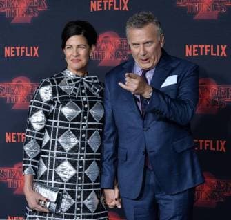 Cast member Paul Reiser and his wife Paula Reiser attend the premiere of Netflix s Stranger Things Season 2 at the Regency Bruin Theatre in Los Angeles on October 26, 2017. Storyline: When a young boy disappears, his mother, a police chief, and his friends must confront terrifying forces in order to get him back.  LAP2017102652 JIMxRUYMEN