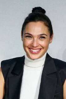 BEIJING, CHINA - OCTOBER 27: Israeli actress and model Gal Gadot attends the fans meeting of film Justice League on October 27, 2017 in Beijing, China.  Copyright: xVCGx CFP111130964087