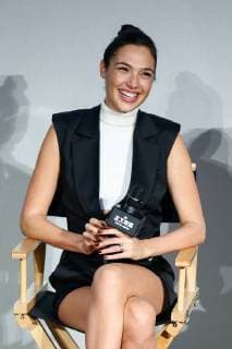 BEIJING, CHINA - OCTOBER 27: Israeli actress and model Gal Gadot attends the fans meeting of film Justice League on October 27, 2017 in Beijing, China.  Copyright: xVCGx CFP111130964079