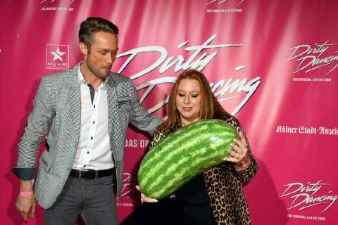 the Model Nico Tail and Actress Rebecca Siemoneit Barum , at 26 10 2017 in Cologne to German premiere the Musical Dirty Dancing