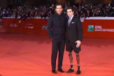 Bilder des Tages Filmfestival Rom: Stronger Premiere Foto IPP Gioia Botteghi 28 10 2017 Roma Festa del cinema di Roma red carpet Jake Gyllenhaal e Jeff Bauman Italy Photo Press - World Copyright  0