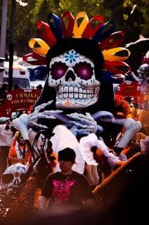 October 28, 2017 - Mexico City, Mexico - Parade of mobile offerings, are part of the Day of the Dead festivities that took place in Mexico City. Mexico City Mexico - ZUMAl109 20171028_shg_l109_788 Copyright: xOmarxLopezx