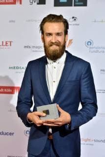 Gregor Bonse received Prize Sound for the same Heaven at 28 10 2017 in Cologne at the award Ceremony from Awards to Television professionals all Trades through the German Academy for Television daff to 5 times will here outstanding Benefits at the Production German Television programmes appreciated