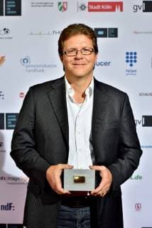 the Journalist Dr Christian Pieces received Prize Television Journalism the Story in first the Scandal at 28 10 2017 in Cologne at the award Ceremony from Awards to Television professionals all Trades through the German Academy for Television daff to 5 times will here outstanding Benefits at the Production German Television programmes appreciated