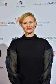 the Actress Rosalie Thomass received Prize for a Woman at 28 10 2017 in Cologne at the award Ceremony from Awards to Television professionals all Trades through the German Academy for Television daff to 5 times will here outstanding Benefits at the Production German Television programmes appreciated