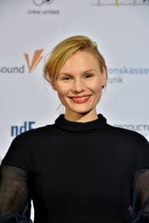 the Actress Rosalie Thomass received Prize for a Woman at 28 10 2017 in Cologne at the award Ceremony from Awards to Television professionals all Trades through the German Academy for Television daff to 5 times will here outstanding Benefits at the Production German Television programmes appreciated