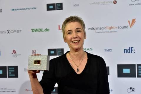 Claudia Wolscht received Prize for Film editing – Escape in the Carpathians at 28 10 2017 in Cologne at the award Ceremony from Awards to Television professionals all Trades through the German Academy for Television daff to 5 times will here outstanding Benefits at the Production German Television programmes appreciated