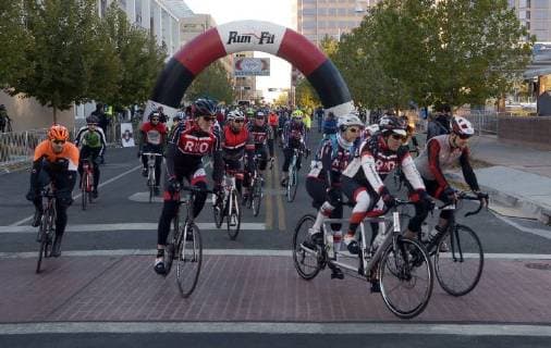 October 29, 2017 - U.S. - 80 mile cycling event during the Day of the Tread bike ride at the Civic Plaza on Sunday, October 29, 2017. The charity bike ride benefits the Pegaus Legal Services for Children, Zia Freewheelers Adaptive Cycling and Zia Freewheelers Adaptive Cycling and Esperanza Bike Shop. U.S. - ZUMAab1_ 20171029_zaf_ab1_003 Copyright: xGregxSorberx