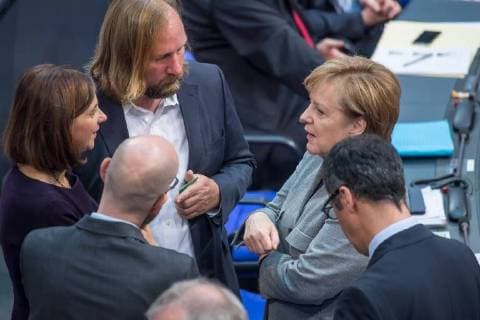 Berlin politics Constituent Meeting German Bundestag Constituent Meeting the 19 German Bundestag at Tuesday the 24 October 2017 in Picture From left to right Katrin Goering Eckardt Party chairman Buendnis 90 the green Anton Hofreiter Group Chairman Buendnis 90 the green Chancellor Angela Merkel from rear Peter Michael Tauber CDU Generalsekretaer and Cem Oezdemir Party chairma