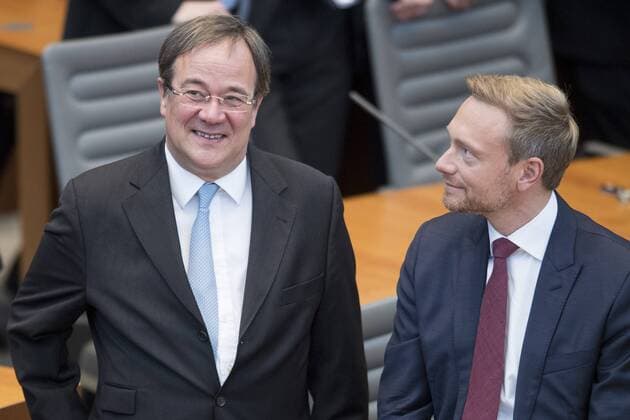 Minister President Armin Laschet left CDU and Christian Lindner Federal Chairman FDP and Member the Country day NRW Meeting the Country day to common Choice the Minister president from North Rhine WESTAFLEN in Duesseldorf Germany at 27 06 2017