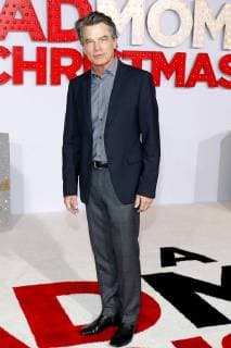 Peter Gallagher at the a Bath Moms Christmas Film Premiere at 30 10 2017 in Westwood Los Angeles a Bath Moms Christmas Film premiere in Los Angeles 2017