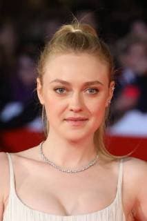 Rome Cinema Fest 2017. Rome Film Festival. Red carpet film Please stand by . Pictured: Dakota Fanning  Copyright: xMarcoxProvvisionatox xIPAx xMarcoxProvvisionatox