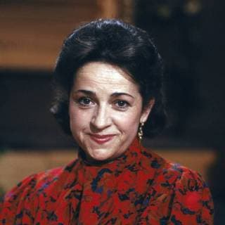 Die rumänische Opernsängerin Ileana Cotrubas in der Musiksendung Ihr Musikwunsch , Deutschland 1980er Jahre. Romanian opera singer Ileana Cotrubas in the music show Ihr Musikwunsch , Germany 1980s. UnitedArchives00024544