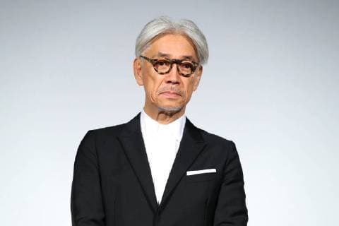 Ryuichi Sakamoto, November 01, 2017 - Musician Ryuichi Sakamoto receives Samurai Award during the 30th Tokyo International Film Festival at Roppongi Hills on November 01, 2017 in Tokyo, Japan.  (umqa057143)