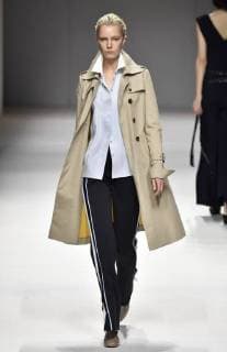 A model displays a new creation at the fashion show of Laurel during the China Fashion Week Spring Summer 2018 in Beijing, China, 2 November 2017. Laurel show at China Fashion Week Spring Summer 2018  20171102_10055