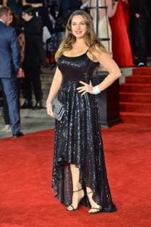 November 2, 2017 - London, London, UK - London, UK. KELLY BROOK attends the World Film premiere of Murder On The Orient Express London UK  - ZUMAl94_ 20171102_zaf_l94_069 Copyright: xRayxTangx