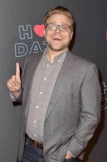 Adam Conover at the Premiere the Pop TV Series Hot Date in Restaurant Estrella WEST Hollywood 02 11 2017 Foto:xD.xStarbuckx xFuturexImage