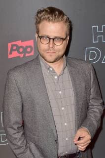 Adam Conover at the Premiere the Pop TV Series Hot Date in Restaurant Estrella WEST Hollywood 02 11 2017 Foto:xD.xStarbuckx xFuturexImage