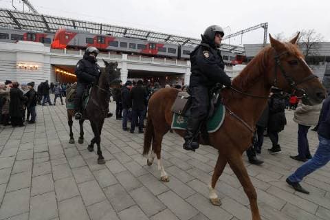MOSCOW, RUSSIA - NOVEMBER 4, 2017: Mounted police officers seen outside Moscow s Luzhniki Stadium ahead of a concert titled Russia Unites! marking Russia s National Unity Day. Mikhail Japaridze TASS  TS067CA7