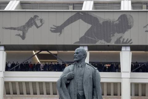 MOSCOW, RUSSIA - NOVEMBER 4, 2017: A statue of Russian revolutionary Vladimir Lenin seen outside Moscow s Luzhniki Stadium ahead of a concert titled Russia Unites! marking Russia s National Unity Day. Mikhail Japaridze TASS  TS067CAA