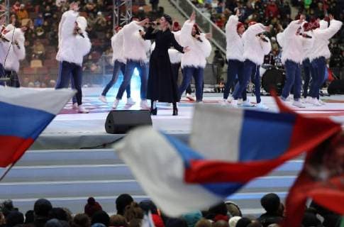 MOSCOW, RUSSIA - NOVEMBER 4, 2017: Singer Polina Gagarina (C) performs at a concert titled Russia Unites! marking Russia s National Unity Day at Moscow s Luzhniki Stadium. Mikhail Japaridze TASS  TS067D01