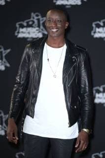 19e edition des NRJ Music Awards a Cannes. Photo: Laurent Guerin E Press Photo Ahmed Sylla Cannes France  559222