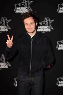 Vianney CELEBRITES NRJ Music Awards 2017 Cannes 04 11 2017 LionelUrman Panoramic 