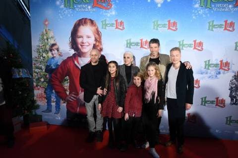rear Jürgen Vogel l r Maresa Hörbiger Director Wolfgang Groos and Michael Mittermeier before Hila Claudio Magno and Hedda Erlebach posing at 05 11 2017 in Cologne at the Premiere the Movie Witch Lila saves Christmas