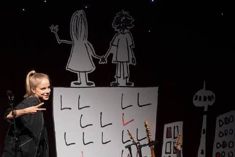 Musician and Poet Juliet Engelmann Rhineland Palatinate the German Musician and Poet Juliet Engelmann is at 05 11 2017 in Koblenz with her New Program Now Baby Poetry and Music on the Stage the Rhine Moselle Hall and is This at the same time on German tour