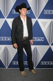 November 5, 2017 - Nashville, Tennessee, U.S. - 05 November 2017 - Nashville, Tennessee - Jon Pardi. 2017 SESAC Nashville Music Awards honoring the songwriters and music publishers behind the years most-performed Country and Americana songs held at the Country Music Hall of Fame and Museum. Photo Credit: Dara-Michelle Farr AdMedia Nashville U.S. - ZUMAa123 20171105_zaa_a123_007 Copyright: xDara-MichellexFarrAdmediax