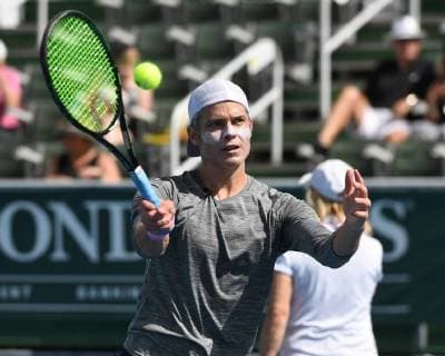 DELRAY BEACH FL NOVEMBER 04 Timothy Olyphant attends the Chris Evert Raymond James Pro Celebrity Tennis Classic at the Delray Beach Tennis Center on November 4 2017 in Delray Beach Florida Copyright: xmpi04x