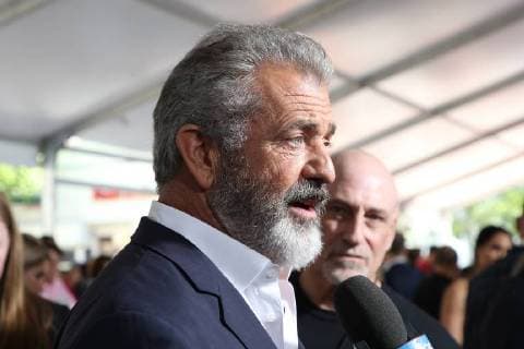 WESTWOOD CA NOVEMBER 5 Mel Gibson at the premiere of Daddy s Home 2 at the Regency Village Theater in Westwood California on November 5 2017 Copyright: xFayexSadoux