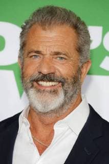 Mel Gibson at the Daddy S Home 2 Film Premiere at 5 11 2017 in Los Angeles Daddy S Home 2 Film premiere in Los Angeles 2017