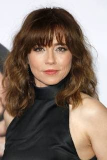 Linda Cardellini at the Daddy S Home 2 Film Premiere at 5 11 2017 in Los Angeles Daddy S Home 2 Film premiere in Los Angeles 2017