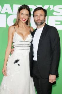 Alessandra Ambrosio and Jamie Mazur at the Daddy S Home 2 Film Premiere at 5 11 2017 in Los Angeles Daddy S Home 2 Film premiere in Los Angeles 2017