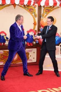 Hugh Bonneville and Hugh Grant at the Premiere the Cinema Paddington 2 in BFI South Bank London 05 11 2017 Hugh Bonneville Hugh Grant  Foto:xS.xVasx xFuturexImage