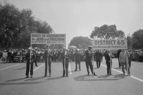 IMAGO History, U.S. Bürgerrechtsbewegung: 1954-1968 August 28 1963 Marchers carrying District 65 sign at the March on Washington during the civil rights movement  Copyright: StocktrekxImages STK501189A
