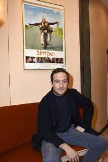 Frederick Lau at the Premiere the Cinema simple in Movie theater Sendlinger goal Munich 06 11 2017 Foto:xP.xSchönbergerx xFuturexImage