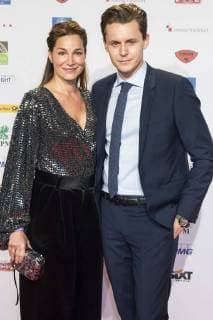Alexandra Kamp with Brother Nicolas Kamp at the VDZ Publishers Night 2017 in the Telekom Representation Berlin 06 11 2017 Foto:xK.xWernerx xFuturexImage