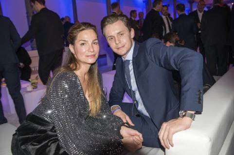 Alexandra Kamp with Brother Nicolas Kamp at the VDZ Publishers Night 2017 in the Telekom Representation Berlin 06 11 2017 Foto:xK.xWernerx xFuturexImage
