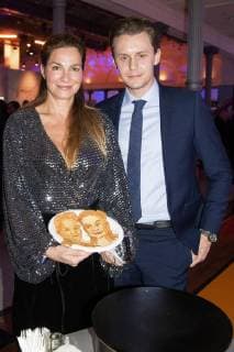 Alexandra Kamp with Brother Nicolas Kamp at the VDZ Publishers Night 2017 in the Telekom Representation Berlin 06 11 2017 Foto:xK.xWernerx xFuturexImage