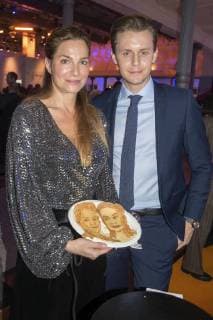 Alexandra Kamp with Brother Nicolas Kamp at the VDZ Publishers Night 2017 in the Telekom Representation Berlin 06 11 2017 Foto:xK.xWernerx xFuturexImage